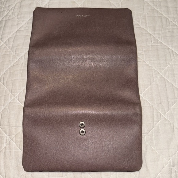 Matt and Nat Verso Vegan Wallet - Camo - Picture 3 of 3